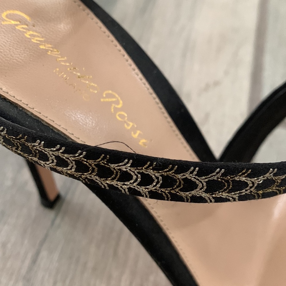 Gianvito Rossi heels - Picture 5 of 12